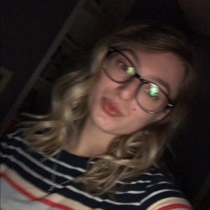 Meet your Posher, Emily